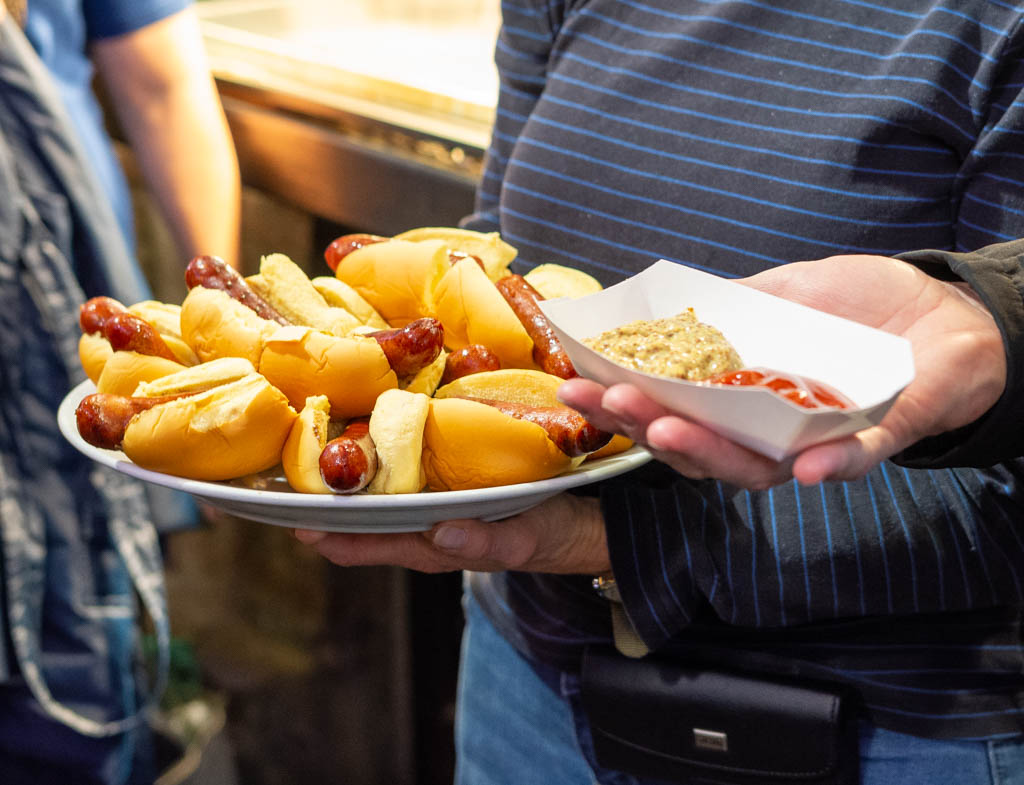 National Hot Dog Day - Tag des Hot Dog in den USA. Kuriose Feiertage - Mittwoch der dritten vollen Woche im Juli © 2018 Sven Giese - Bild 4