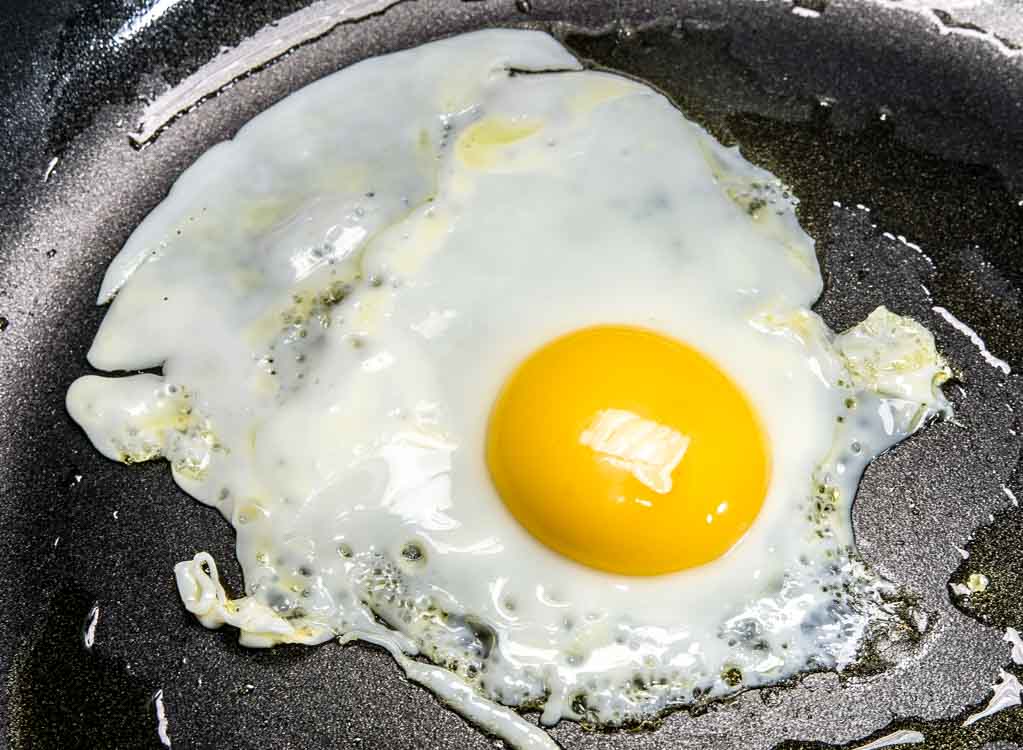 Sidewalk Egg Frying Day - Brate-Eier-auf-dem-Gehweg-Tag in den USA. Kuriose Feiertage - 4. Juli © 2016 Sven Giese