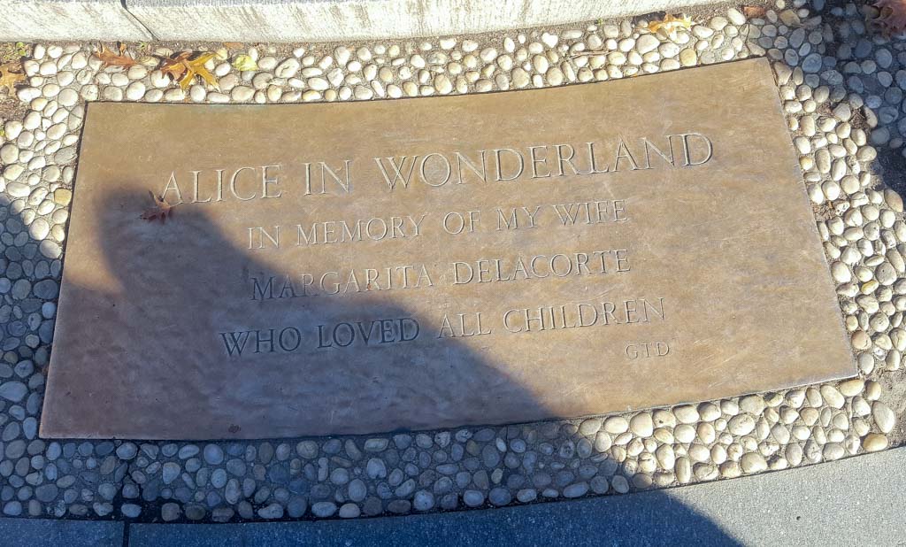 Alice in Wonderland Day - Alice im Wunderland-Tag. Kuriose Feiertage - 4. Juli © 2019 Sven Giese - Bild 2