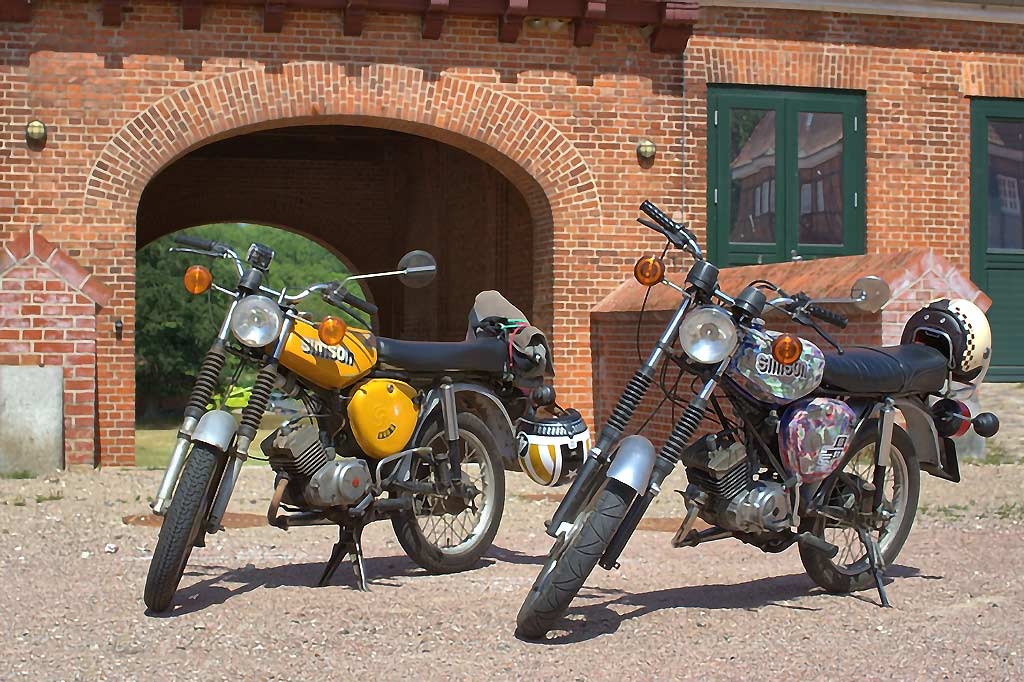 Simson-Tag in Deutschland. Kuriose Feiertage - 19. Juli © 2019 LassKnattern-Crew