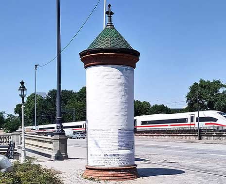 tag der litfaßsäule in deutschland. kuriose feiertage 1. juli © 2023 sven giese featured